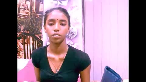 indiansexyslender4u2luv online show from March 2025 06:30:01 AM