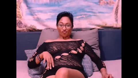 Shreya online show from December 2024 12:10:02 AM