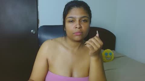 Aleja vallejo online show from March 2025 02:25:01 AM