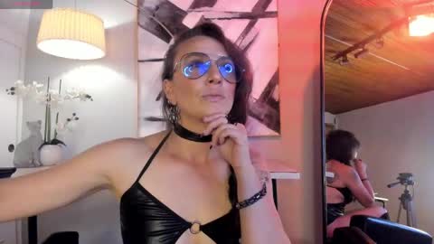 Snapshot of indigo_sativa chatting on May 2026 01:57:01 AM Indigo Wild online show from May 2026 01:57:01 AM