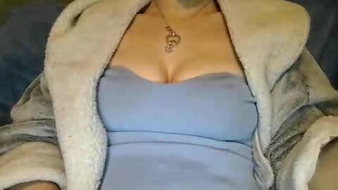 Indigorayney online show from February 2026 10:30:01 PM