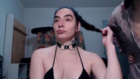 Snapshot of indioandluli chatting on May 2026 03:24:01 AM IndioandLuliXXX online show from May 2026 03:24:01 AM