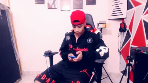 matias online show from December 2025 04:17:01 AM