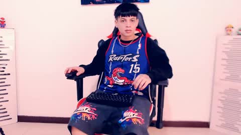 Snapshot of indomitablebeast chatting on April 2026 03:27:02 PM matias online show from April 2026 03:27:02 PM