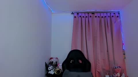Snapshot of indra_cam chatting on December 2024 10:26:02 AM Diana online show from December 2024 10:26:02 AM
