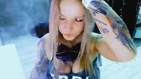 InesDesire online show from October 2025 07:25:02 AM