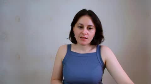 Snapshot of inessa_beauty chatting on June 2026 10:29:01 AM Inessa online show from June 2026 10:29:01 AM