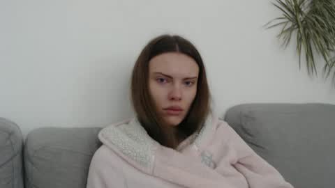 Sweet girl online show from December 2024 12:05:01 PM