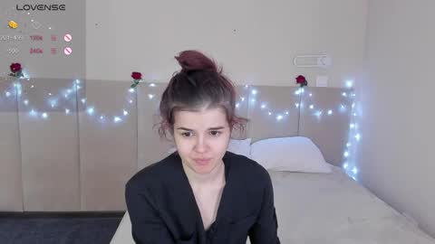 infinity_ti online show from April 2026 02:04:02 AM