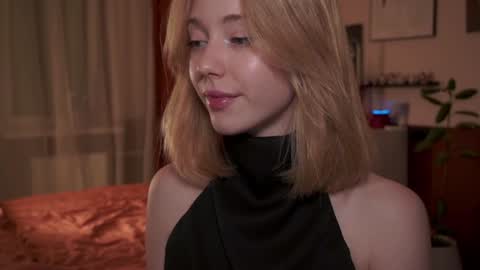 Snapshot of infinitysoul_ chatting on January 2025 06:34:02 PM Alexa..  Inst     Fansly infinitysoul  online show from January 2025 06:34:02 PM