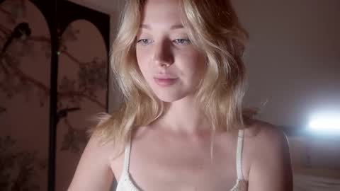 Snapshot of infinitysoul_ chatting on October 2025 04:08:01 PM Alexa..  Inst     Fansly infinitysoul  online show from October 2025 04:08:01 PM