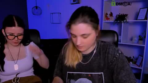 Snapshot of inga_gree chatting on December 2025 09:49:01 AM inga_gree online show from December 2025 09:49:01 AM