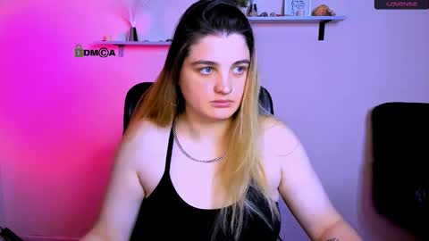 Snapshot of inga_gree chatting on February 2026 09:18:02 PM inga_gree online show from February 2026 09:18:02 PM