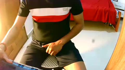 Snapshot of ingloriousuncut chatting on December 2024 07:29:02 PM Inglorious Hairy Uncut online show from December 2024 07:29:02 PM