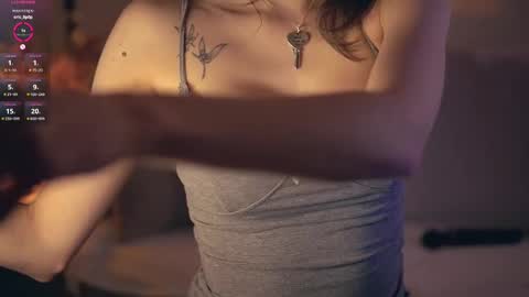 Im Senise Welcome to my room My instagram  online show from February 2025 05:34:01 AM