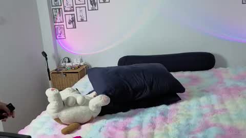 Snapshot of inkymiki chatting on January 2026 10:30:02 PM inkymiki online show from January 2026 10:30:02 PM