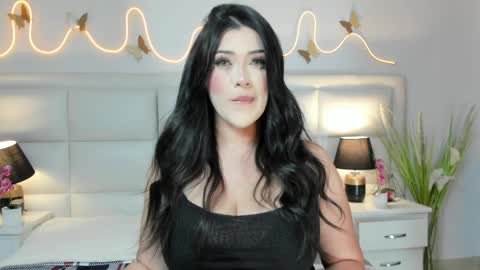 Snapshot of innavolkova chatting on April 2026 02:25:02 PM innavolkova online show from April 2026 02:25:02 PM