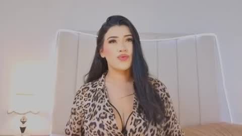 innavolkova online show from July 2026 12:23:01 PM