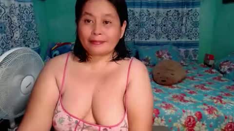 Snapshot of inocent_joy chatting on May 2026 11:28:02 AM inocent_joy online show from May 2026 11:28:02 AM