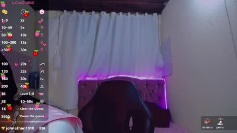 Snapshot of inocent_luna chatting on December 2024 02:49:02 PM Luna moon online show from December 2024 02:49:02 PM