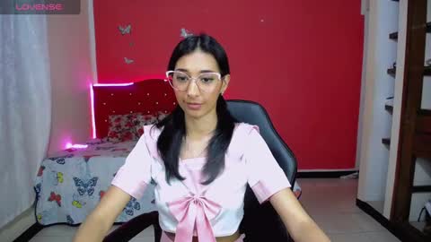 Snapshot of inocent_luna chatting on January 2025 12:12:01 AM Luna moon online show from January 2025 12:12:01 AM