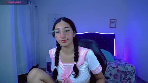 Snapshot of inocent_luna chatting on November 2025 04:26:02 AM Luna moon online show from November 2025 04:26:02 AM