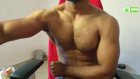 Snapshot of insanestud_miles chatting on January 2025 04:06:01 AM Miles online show from January 2025 04:06:01 AM