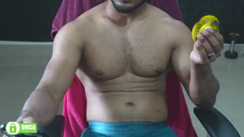 Snapshot of insanestud_miles chatting on June 2026 05:30:01 AM Miles online show from June 2026 05:30:01 AM