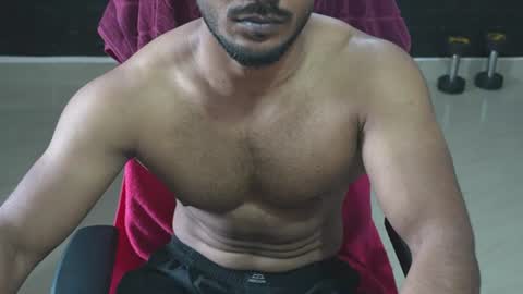 Snapshot of insanestud_miles chatting on June 2026 05:50:02 AM Miles online show from June 2026 05:50:02 AM