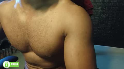 Snapshot of insanestud_miles chatting on July 2026 04:18:01 AM Miles online show from July 2026 04:18:01 AM