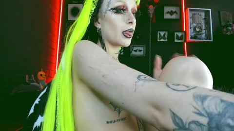   SANIA  online show from December 2024 07:54:02 PM