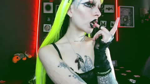   SANIA  online show from January 2025 05:42:02 PM