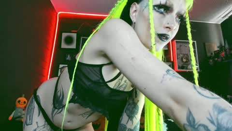   SANIA  online show from January 2025 08:52:02 PM