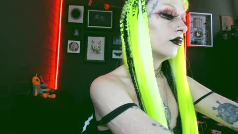   SANIA  online show from January 2025 06:23:01 PM