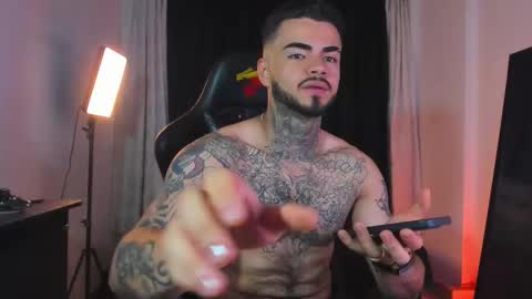 Brayan Chavez online show from December 2025 03:55:02 AM