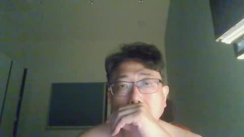 insuclee197641 online show from May 2026 02:02:02 PM