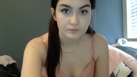 Angel online show from December 2024 08:18:01 PM