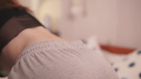 Avie online show from March 2026 02:09:01 PM