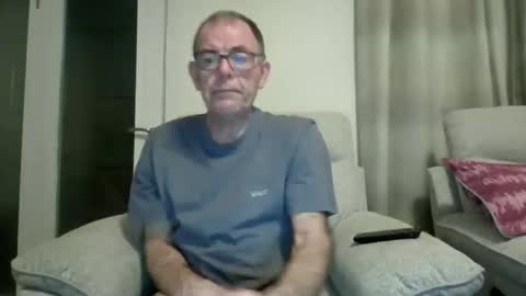 Snapshot of inthemood63 chatting on April 2026 10:01:01 PM inthemood63 online show from April 2026 10:01:01 PM