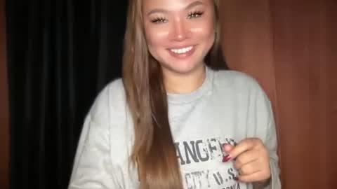 Snapshot of into_the_nightxxx chatting on March 2026 01:36:02 PM KATH online show from March 2026 01:36:02 PM