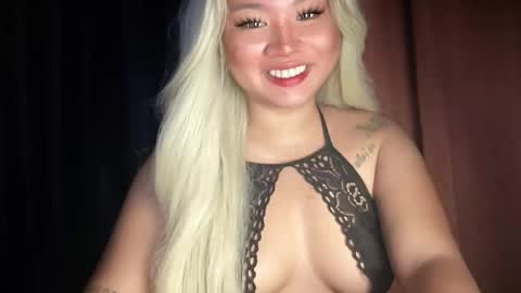 Snapshot of into_the_nightxxx chatting on March 2026 01:44:01 PM KATH online show from March 2026 01:44:01 PM