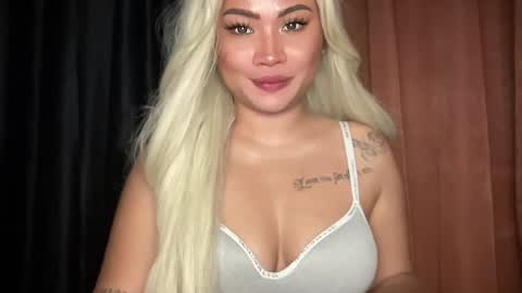 Snapshot of into_the_nightxxx chatting on March 2026 12:06:02 PM KATH online show from March 2026 12:06:02 PM