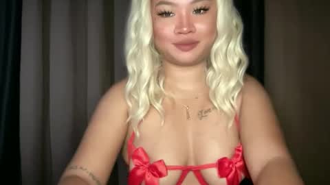 Snapshot of into_the_nightxxx chatting on April 2026 09:59:02 PM KATH online show from April 2026 09:59:02 PM