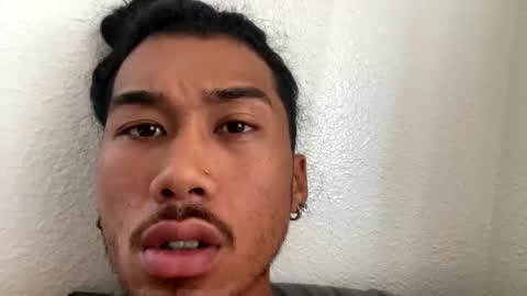 Raxton online show from November 2025 10:09:02 PM