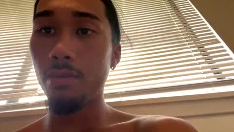 Raxton online show from November 2025 12:58:01 AM