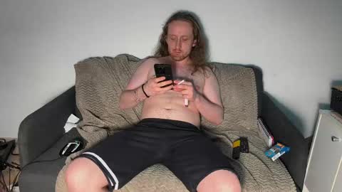 Snapshot of ipipo42o chatting on April 2026 06:21:01 AM DrownMentally online show from April 2026 06:21:01 AM