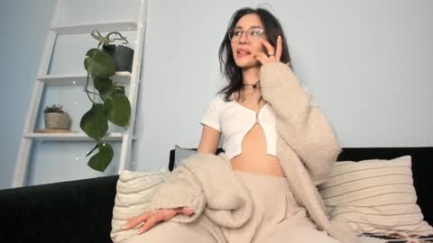 Snapshot of irenehabibi chatting on March 2025 05:56:01 PM Irene online show from March 2025 05:56:01 PM