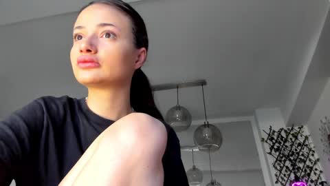 Ir s room online show from March 2025 05:33:01 AM