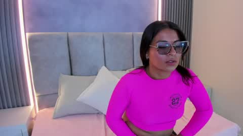 Iirina online show from May 2026 10:06:01 PM