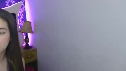 Snapshot of irinavans chatting on December 2024 07:04:02 PM online show from December 2024 07:04:02 PM